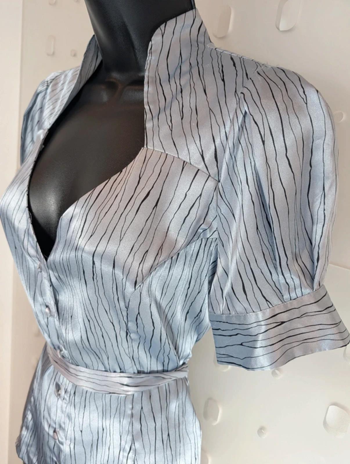 BCBG Max Azria Tie Waist Blouse Soft V Neck Button Front UK6