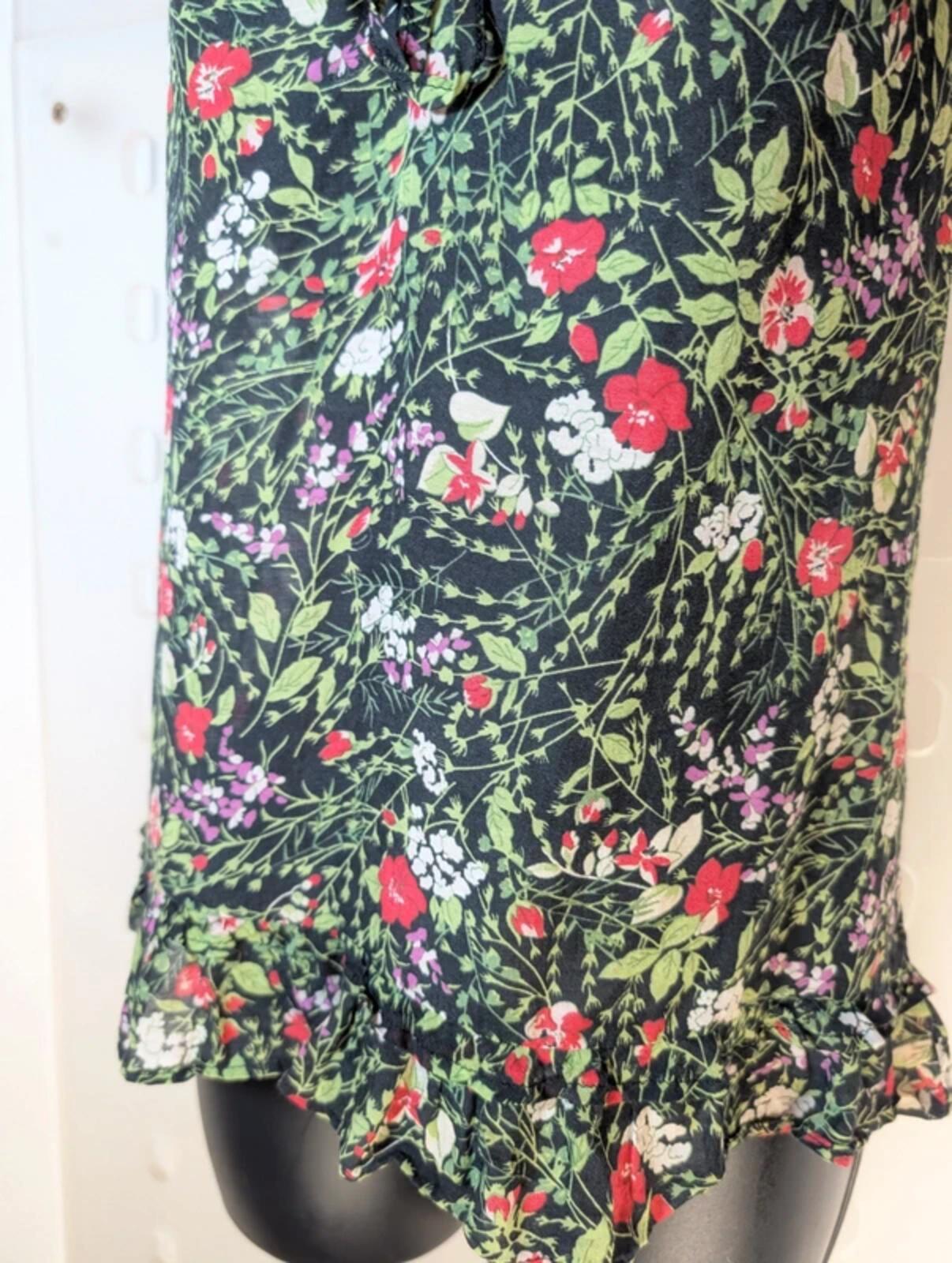 Black Ditsy Floral Blouse – Tie Neck Ruched Front – Lightweight – UK 8