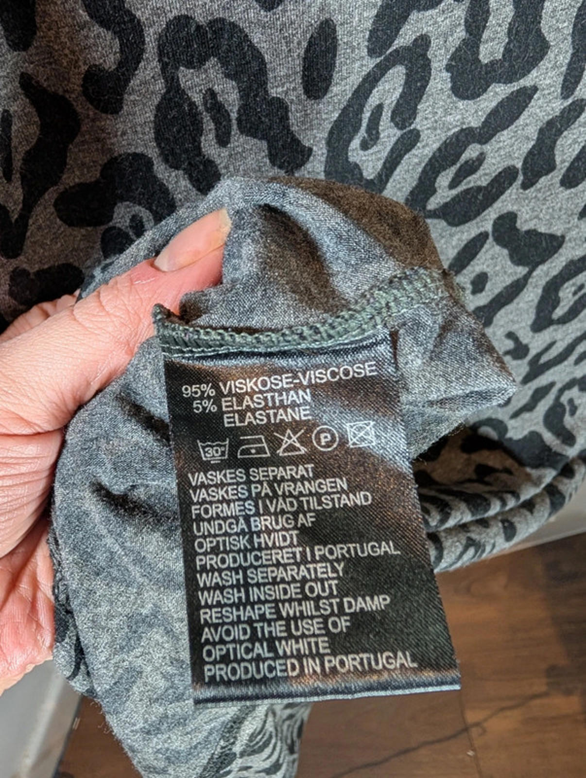 Masai Leopard Jersey Midi Dress with Pockets – Size L